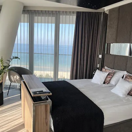 Axel Wave Seaview &spa *